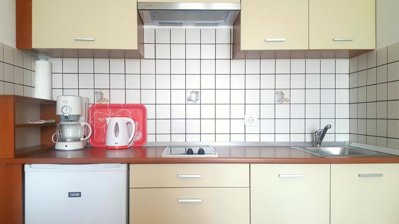 The Orange One Apartment Новиград Екстериор снимка